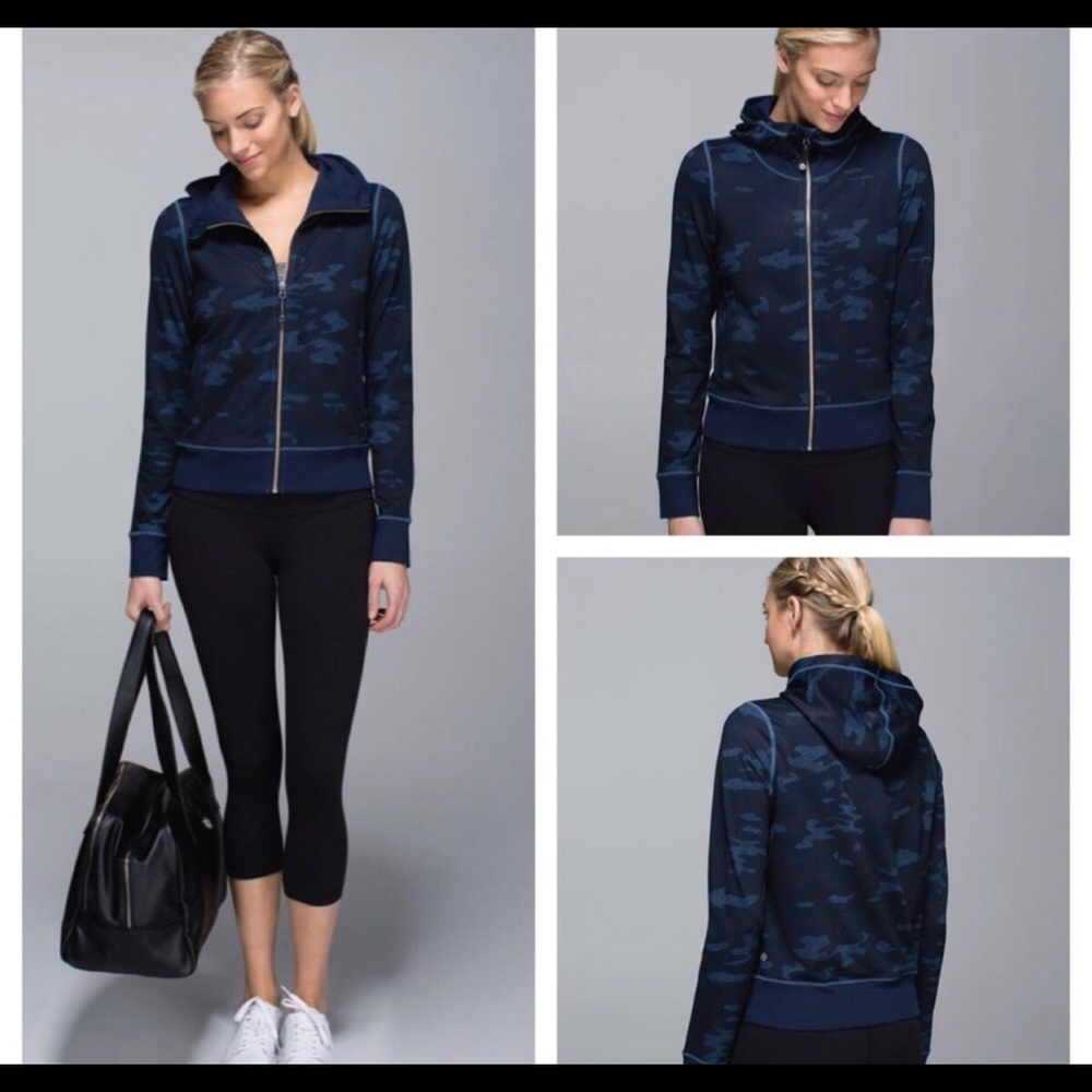 Lululemon Namaskar Blue Camouflage Hooded Jacket